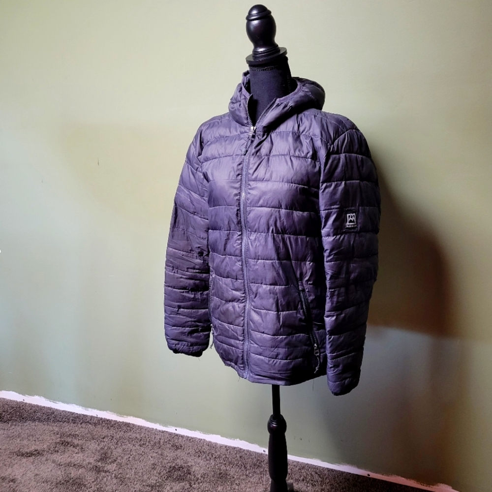 Mens small avalanche coat